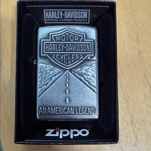 Harley-Davidson Steel Chrome Embossed Road Shield Zippo Lighter